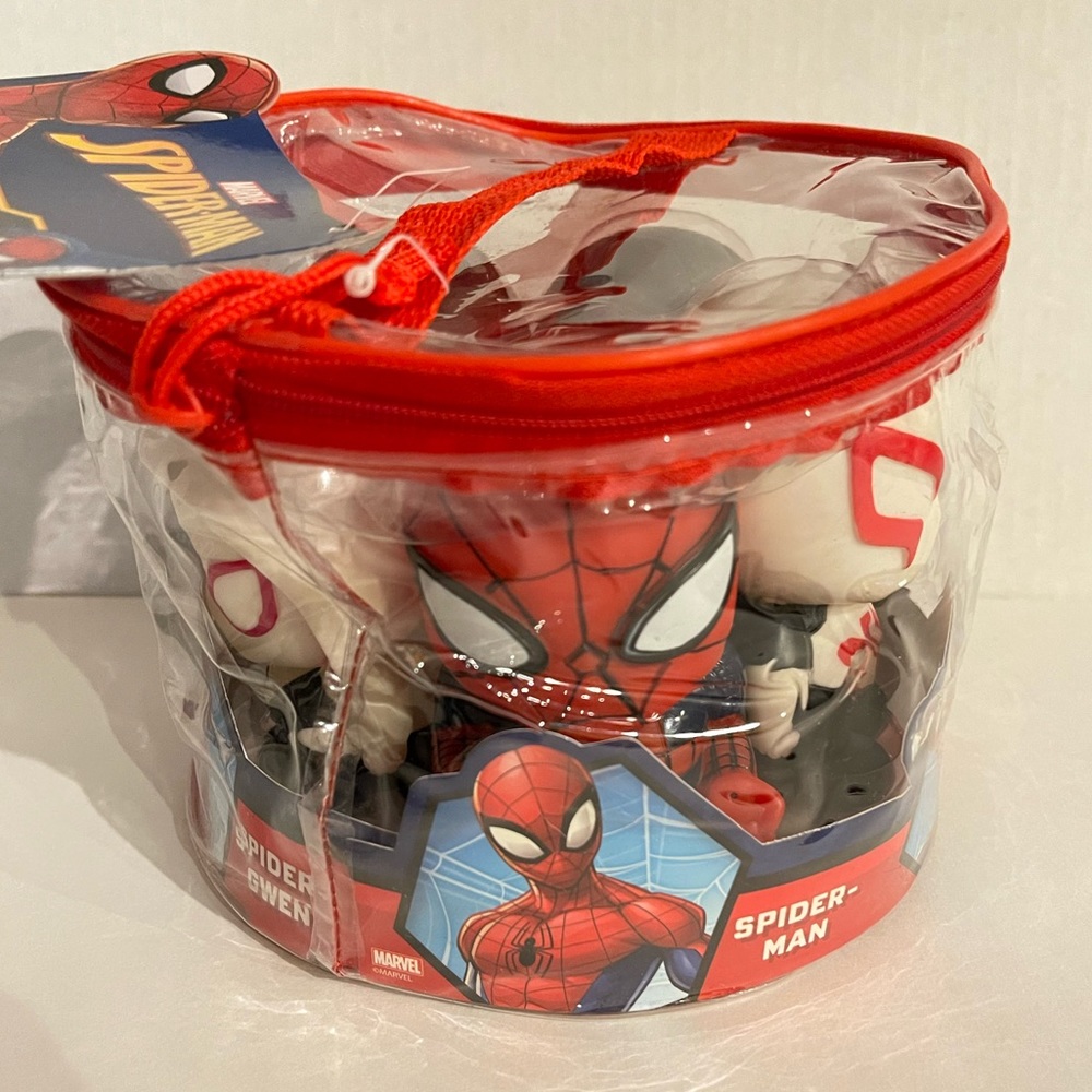 Marvel Spider-Man Squirter Toys
